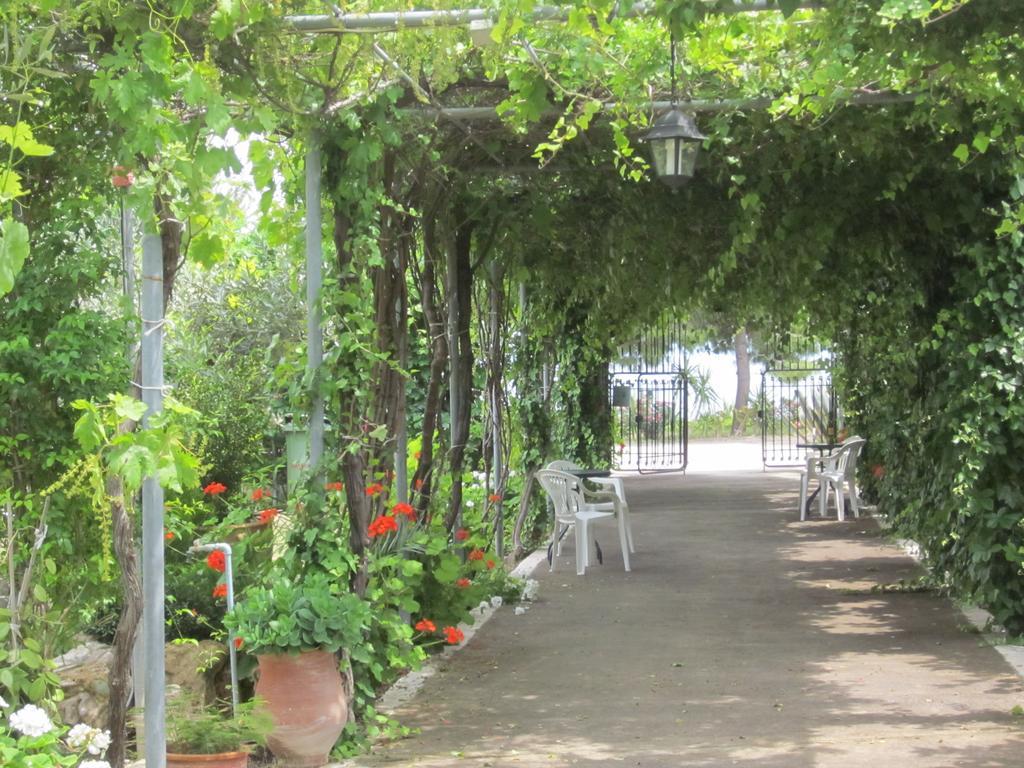 Gialtra Tina Rooms מראה חיצוני תמונה
