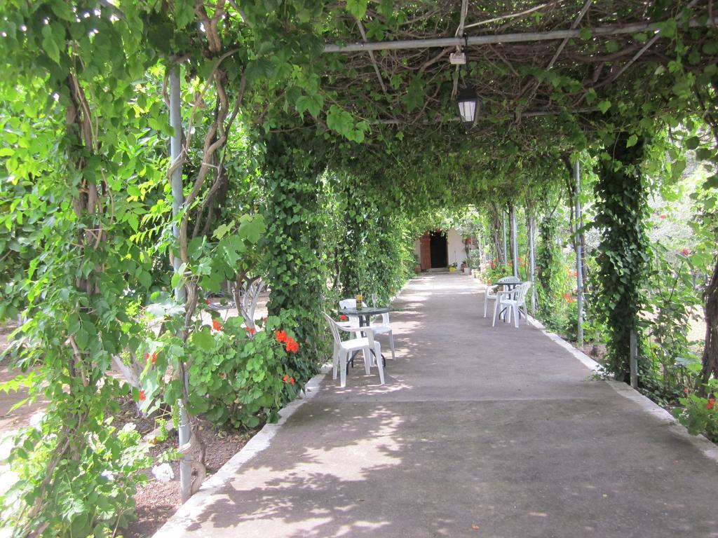 Gialtra Tina Rooms מראה חיצוני תמונה